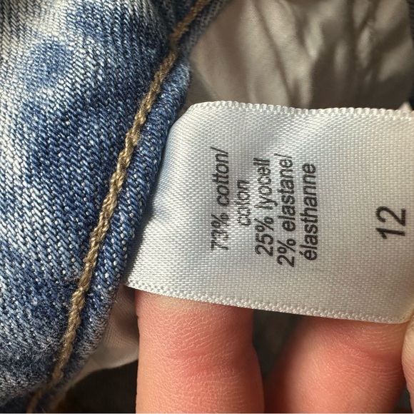 Maurices Denim 21” straight distressed cropped Original fit Mid Rise size 12 - Picture 9 of 10